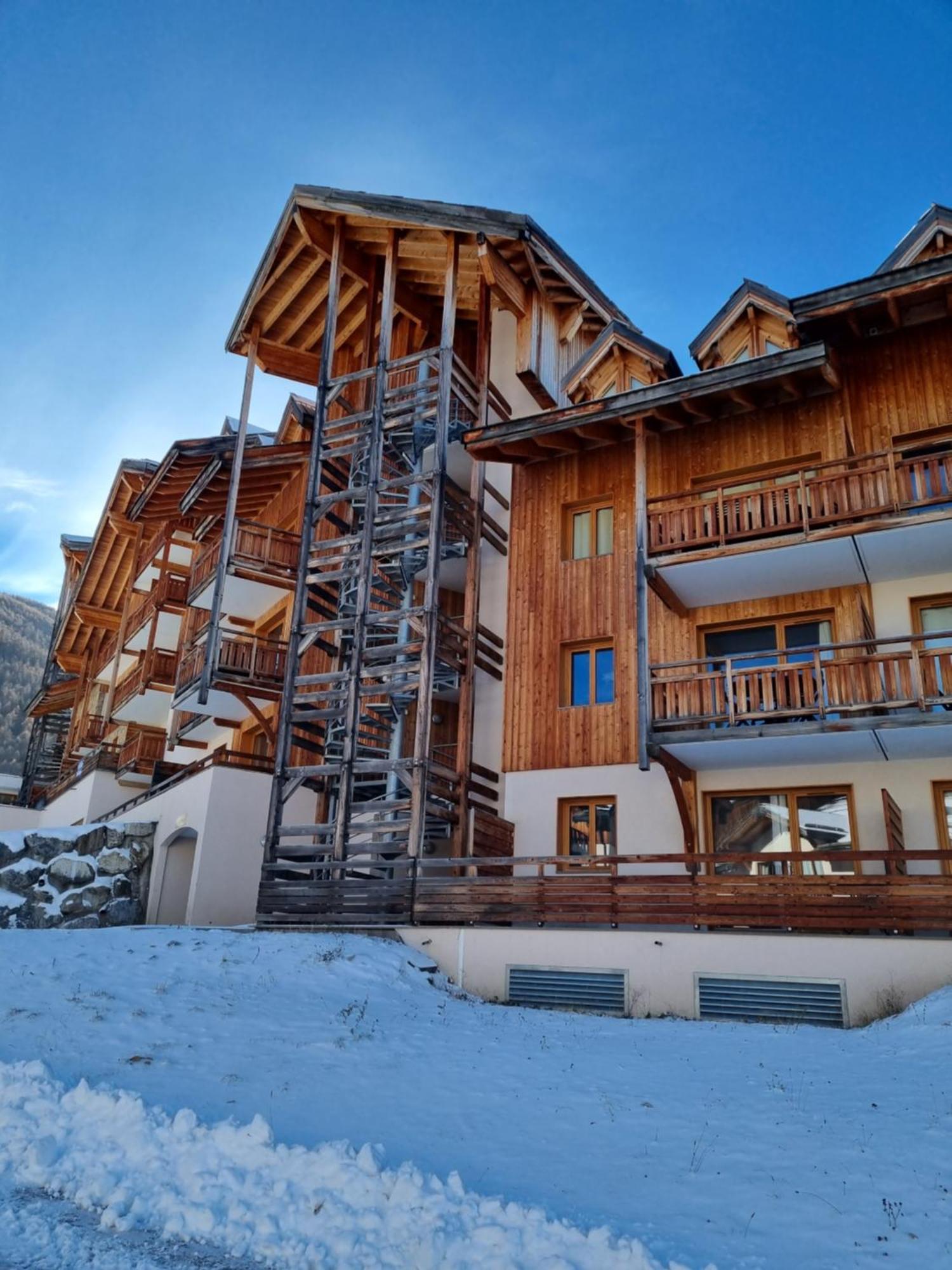 Appartement T2-5 Couchages L'Ecrin Des Orres 1800 Les Orres Exterior photo